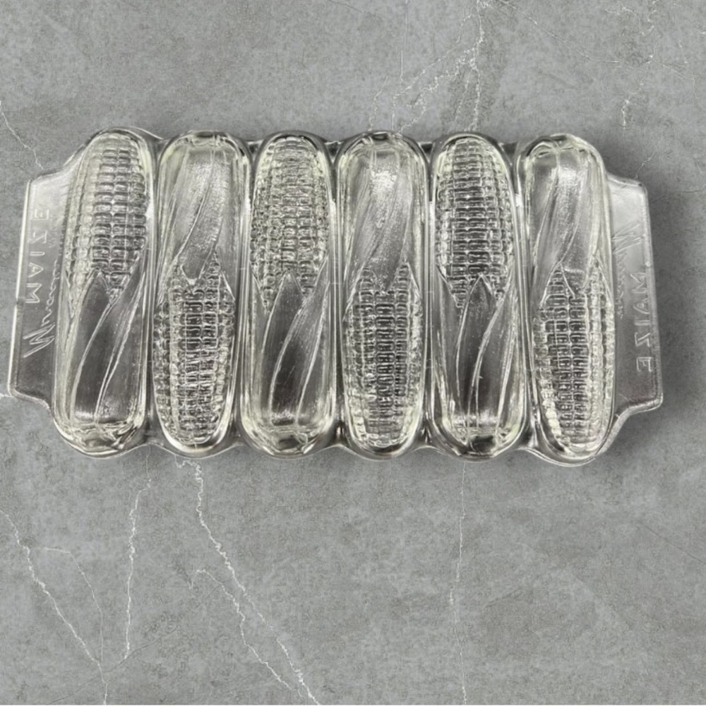 Miracle Maize thick glass cornbread baking dish vintage